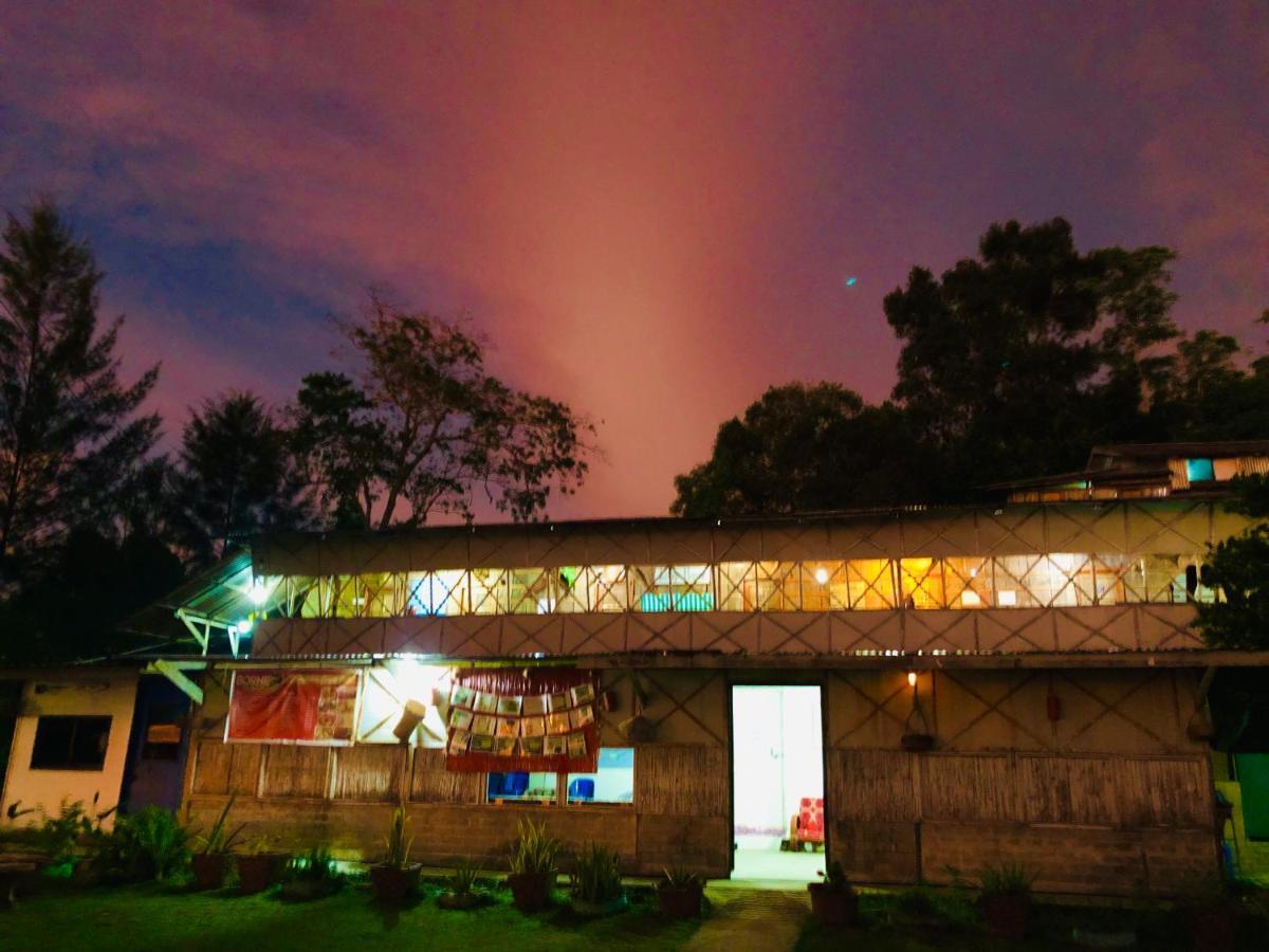 Dragon Pearl Beach Resort Kota Belud Exterior photo